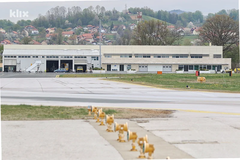 Aerodrom u Tuzli konačno dobija dodatna svjetla na pisti: Avioni će moći slijetati i u najgušćoj magli