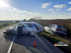 ZAVRŠEN UVIĐAJ NEZGODE Četiri lica povrijeđena u sudaru tri vozila kod Bijeljine