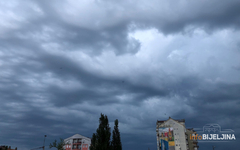 Sutra pretežno oblačno sa slabom kišom