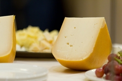 Sir u sendviču postaje luksuz: Nekada kilogram koštao oko 10 KM, a sada duplo skuplji