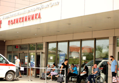 ŠESTO SAMOUBISTVO Pacijentkinja se ubila skokom s petog sprata UKC Republike Srpske