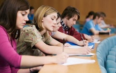 U Beogradu i Novom Sadu 16.000 studenata iz RS, mali broj se vraća kući