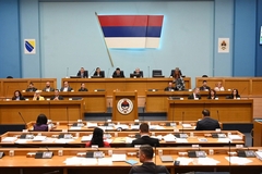 Poslanici izglasali Nacrt kojim se kriminalizuje kleveta i uvreda