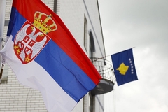 Kosovo i Metohija: Nastavljeni protesti, KFOR i dalje na svim prilazima Zvečana (UŽIVO)