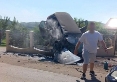 Auto završio NA OGRADI: Poznat identitet mladića koji je POGINUO u nesreći kod Modriče