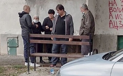 "Što mene Bog nije uzeo" Jauk majke ubijenog Gorana Đokića iz Aleksinca tjera suze na oči