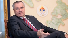 NIJE TO ZA MENE I ZA PREDSJEDNIKA DODIKA Premijer Višković otkrio kome idu tone naručenog pomfrita