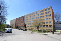 Zbog zloupotrebe javnih nabavki: Potvrđena optužnica protiv bivšeg direktora UKC Tuzla i saradnika