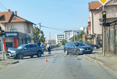 U sudaru na raskrsnici u Bijeljini povrijeđen suvozač