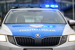 Zvorničanin osumnjičen da je autom udario motociklistu, pa ga napao