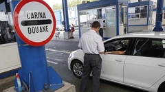CARINSKI PAS NANJUŠIO EVRE U automobilu pronađene kese pune novca