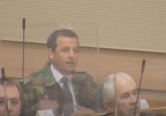 "KO ĆE MI REFUNDIRATI TROŠKOVE" Vukanović obukao maskirnu uniformu u NSRS, a evo šta je razlog