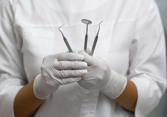 Muškarac otišao kod zubara, pa mu STALO SRCE, reanimiran 2 puta