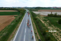 Prolazak biciklističkog karavana kroz Semberiju /VIDEO/