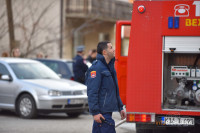 Požar u Komitskoj ulici, vatrogasci na terenu