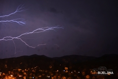 Veliki olujni sistem kreće se prema Hrvatskoj