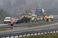 Tragedija kod Kaknja: Škoda se kretala u suprotnom smjeru na autoputu, poginuo mladi muzičar