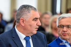 Loše vijesti za Čedomira Stojanovića, mogao bi ostati bez fotelje: Dvije stranke odlučuju