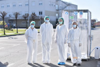 Foto priča: Zabilježili smo trud bijeljinskh ljekara, oni su HEROJI NAŠEG VREMENA /FOTO/