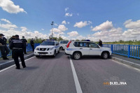 POLJOPRIVREDNICI PONOVO PROTESTUJU Blokada na graničnom prelazu Pavlović most /FOTO/