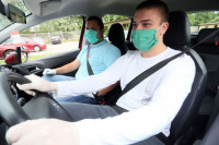 Nastavljeni časovi vožnje: Obučavaju se, a ne znaju kad će polagati