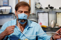 Izraelski izumitelji razvili masku s kojom može da se jede