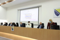 CIK se brani ćutanjem