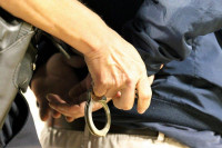 Tri osobe uhapšene na graničnim prelazima