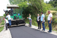 Novi asfalt u Donjoj Trnovi kod Ugljevika