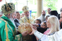 DANAS SVEČANO U MANASTIRU TAVNA Proslavljena krsna slava Silazak svetog Duha na apostole /FOTO/