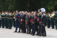 Okončana Parada pobjede: Putin, Dodik, Vučić i ostali državnici položili cvijeće na Spomenik heroja Rusije