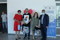 "KONFERENCIJA BEBA" Pokloni djeci i promocija rađanja