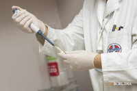 SEDAM NOVOZARAŽENIH U BRČKOM Među pozitivnima na korona virus i beba !