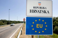 Od kada bi mogla da počne s važenjem odluka o samoizolaciji u Hrvatskoj?