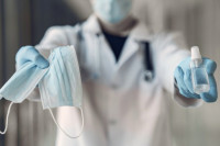 Zeljković: Na tržištu dovoljne količine zaštitnih maski