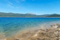 Leš muškarca pronađen na obali Bilećkog jezera