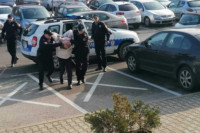 EPILOG BRUTALNOG NASILJA U LAKTAŠIMA Žena na aparatima, za nasilnika zatražen pritvor
