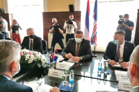 Počeo sastanak Dodika i Mićića u Bijeljini