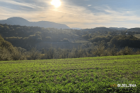 Sunčano i sparno uz moguću kišu i pljuskove