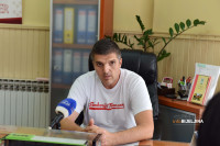 Pantelija Mitrović: Od njih UZMITE novac za glas, a glasajte za NAS (VIDEO)