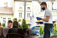 Korona smanjila plate radnicima u nizu djelatnosti u Srpskoj