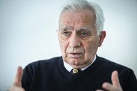 Đajić: Krajišnik već tri dana na respiratoru