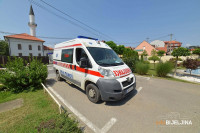 Zašto se HITNA POMOĆ na vozilima uvijek piše naopačke