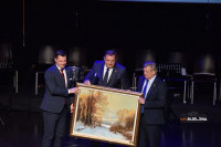 Dodik tokom preuzimanja povelje: Bijeljina se razvija, slijede značajni projekti (FOTO)