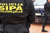 SIPA uhapsila tri osobe zbog zloupotrebe službenog položaja