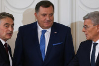 Članovi Predsjedništva BiH u Briselu