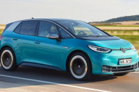 Više od 80 odsto automobila koji se prodaju u Norveškoj imaju utikač