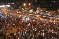 Studentska blokada Autokomande traje satima: Hor izveo tri himne (VIDEO)