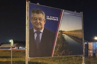 Gradska uprava potvrdila: Bilbordi sa slikom gradonačelnika Bijeljine plaćeni iz budžeta