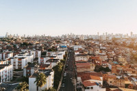 JAZ IZMEĐU BOGATIH I SIROMAŠNIH SVE DUBLJI Najjače ekonomije produžavaju zamrzavanje otplate dugova